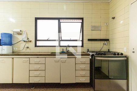 Apartamento à venda com 190m², 4 quartos e 3 vagasCozinha