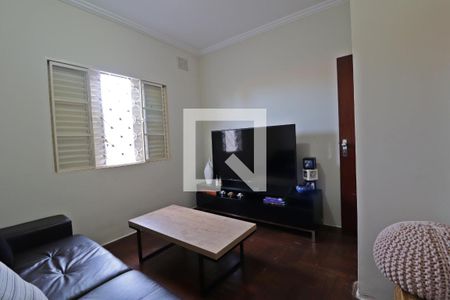 Casa para alugar com 300m², 4 quartos e 4 vagasSala de TV