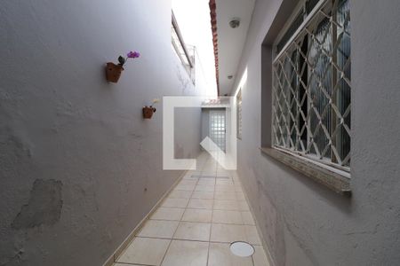 Casa para alugar com 300m², 4 quartos e 4 vagasCorredor