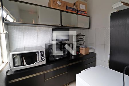 Casa para alugar com 300m², 4 quartos e 4 vagasDespensa