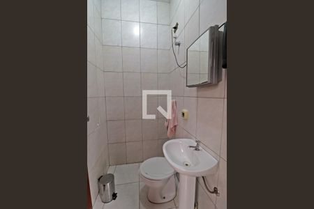 Casa para alugar com 300m², 4 quartos e 4 vagasBanheiro de serviço