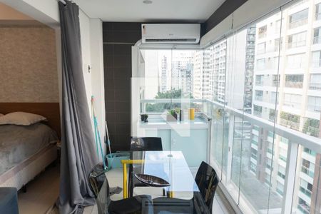 Studio para alugar com 34m², 1 quarto e 1 vagaSacada