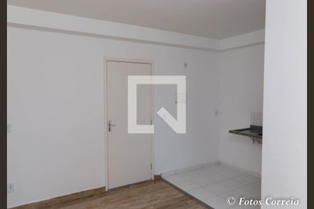 Sala de apartamento para alugar com 2 quartos, 41m² em Canhema, Diadema