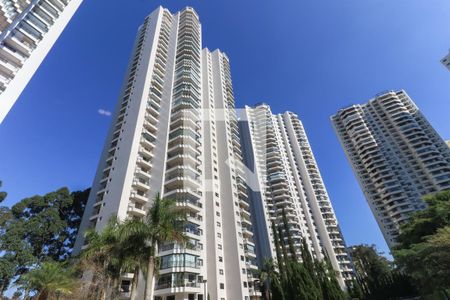 Apartamento à venda com 707m², 6 quartos e 7 vagas Apartamento à venda com 707m², 6 quartos e 7 vagasFachada do bloco