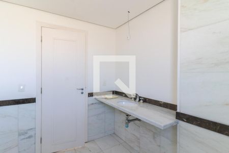 Apartamento à venda com 707m², 6 quartos e 7 vagas Apartamento à venda com 707m², 6 quartos e 7 vagasBanheiro da Suíte 2