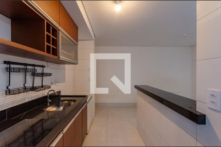 Apartamento para alugar com 120m², 2 quartos e 2 vagas Apartamento para alugar com 120m², 2 quartos e 2 vagasCozinha