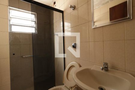 Casa à venda com 171m², 2 quartos e 1 vagaBanheiro