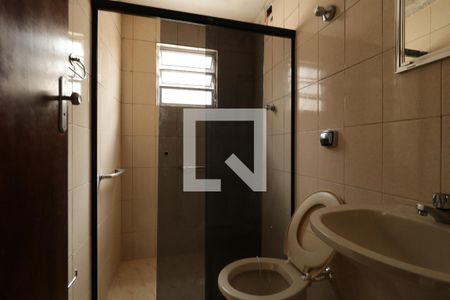 Casa à venda com 171m², 2 quartos e 1 vagaBanheiro