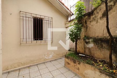 Casa à venda com 171m², 2 quartos e 1 vagaQuintal