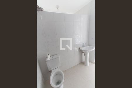 Banheiro de apartamento para alugar com 1 quarto, 45m² em Jardim Japao, São Paulo