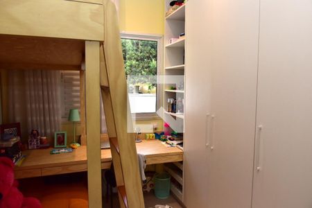 Casa de condomínio à venda com 241m², 4 quartos e 3 vagasQuarto 3