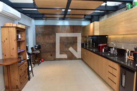Casa de condomínio à venda com 241m², 4 quartos e 3 vagasQuintal e Espaço Gourmet