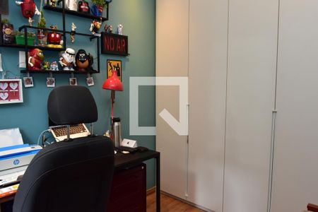 Casa de condomínio à venda com 241m², 4 quartos e 3 vagasSuíte 2