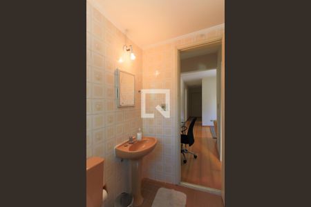 Banheiro de apartamento para alugar com 1 quarto, 47m² em Nova Piraju, São Paulo