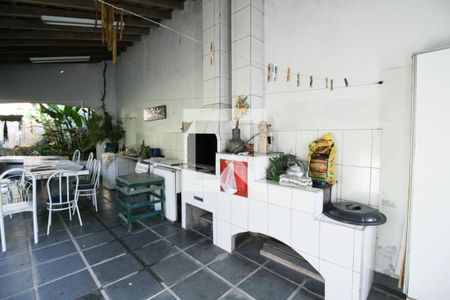 Casa à venda com 600m², 5 quartos e 5 vagasChurrasqueira