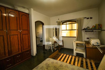 Casa à venda com 600m², 5 quartos e 5 vagasQuarto 2 - Suíte