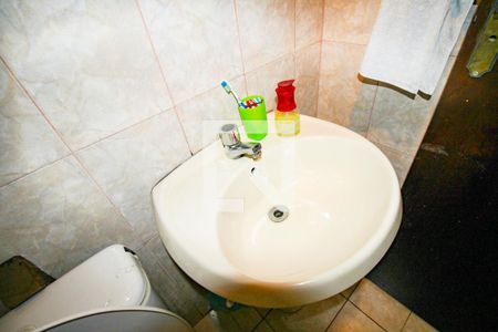 Casa à venda com 600m², 5 quartos e 5 vagasbanheiro 