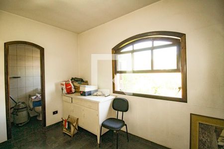 Casa à venda com 600m², 5 quartos e 5 vagasQuarto 4 - Suíte