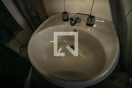 Casa à venda com 600m², 5 quartos e 5 vagasBanheiro da Suíte 4