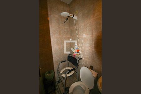 Casa à venda com 600m², 5 quartos e 5 vagasbanheiro 