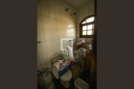 Casa à venda com 600m², 5 quartos e 5 vagasBanheiro da Suíte 4