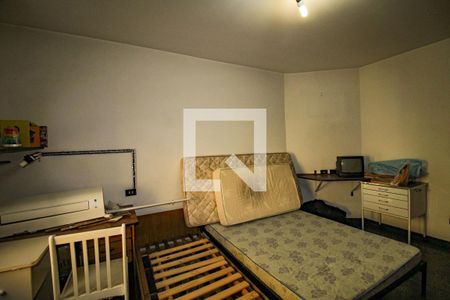 Casa à venda com 600m², 5 quartos e 5 vagasQuarto 2 - Suíte