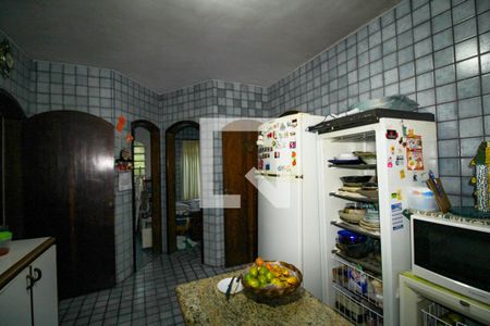 Casa à venda com 600m², 5 quartos e 5 vagasCozinha