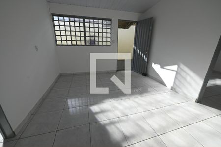 Sala  de casa para alugar com 3 quartos, 60m² em Jardim Maria Inês, Aparecida de Goiânia