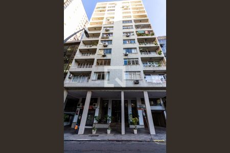 Apartamento para alugar com 150m², 2 quartos e sem vagaFachada