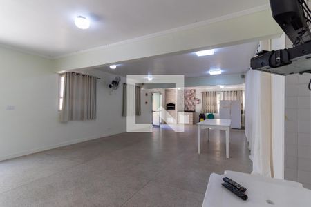 Apartamento à venda com 48m², 2 quartos e 1 vaga Apartamento à venda com 48m², 2 quartos e 1 vagaÁrea comum - Salão de festas