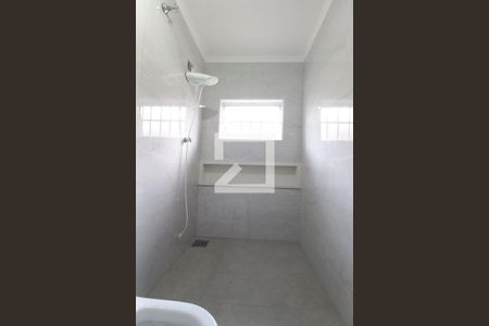 Casa à venda com 180m², 3 quartos e 3 vagasBanheiro da Suíte