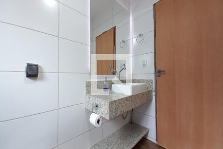 Casa à venda com 180m², 3 quartos e 3 vagasBanheiro