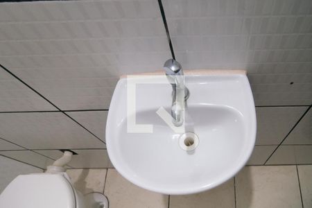 Banheiro de kitnet/studio para alugar com 1 quarto, 27m² em Bela Vista, São Paulo