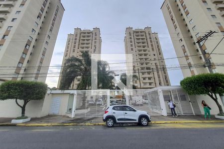 Apartamento para alugar com 85m², 2 quartos e 1 vagaFachada
