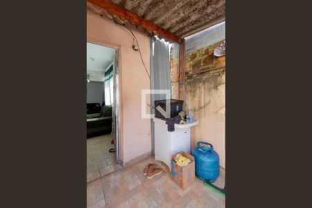 Casa à venda com 250m², 4 quartos e 1 vaga Casa à venda com 250m², 4 quartos e 1 vagaCasa 2 Entrada