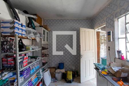 Casa à venda com 250m², 4 quartos e 1 vaga Casa à venda com 250m², 4 quartos e 1 vagaCasa 3 Cozinha