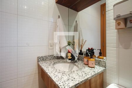 Apartamento à venda com 69m², 2 quartos e 2 vagasBanheiro Social 