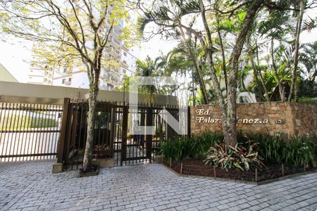 Apartamento para alugar com 242m², 5 quartos e 4 vagasFachada do Prédio