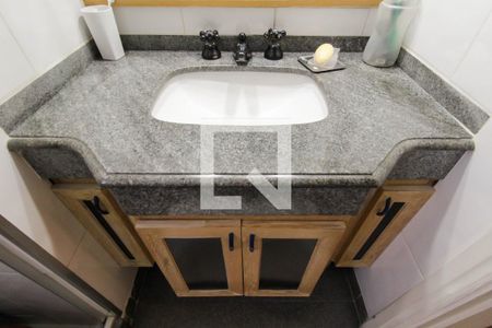 Apartamento para alugar com 242m², 5 quartos e 4 vagasBanheiro da Suíte 3