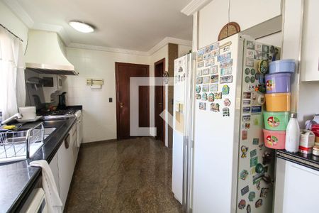 Apartamento para alugar com 242m², 5 quartos e 4 vagasCozinha