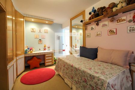 Apartamento para alugar com 242m², 5 quartos e 4 vagasSuíte 2