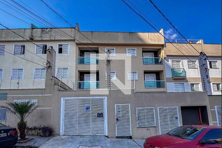 Apartamento para alugar com 100m², 2 quartos e 1 vaga Apartamento para alugar com 100m², 2 quartos e 1 vagaFachada