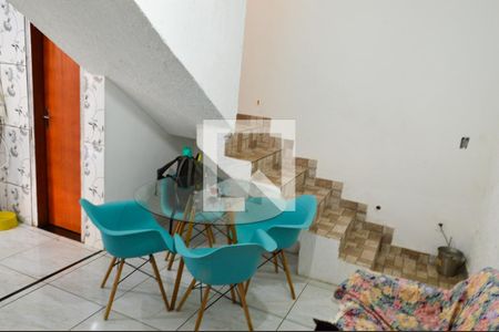 Sala de casa à venda com 2 quartos, 70m² em Curicica, Rio de Janeiro