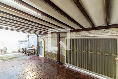 Casa à venda com 138m², 2 quartos e 2 vagas Casa à venda com 138m², 2 quartos e 2 vagasGaragem