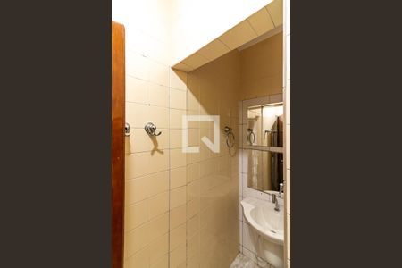 Casa à venda com 138m², 2 quartos e 2 vagas Casa à venda com 138m², 2 quartos e 2 vagasBanheiro