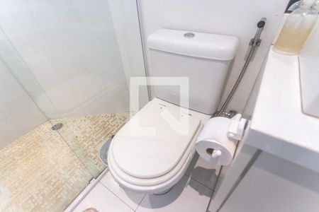 Casa à venda com 278m², 3 quartos e 4 vagas Casa à venda com 278m², 3 quartos e 4 vagasBanheiro suíte 1