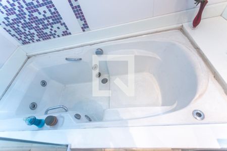 Casa à venda com 278m², 3 quartos e 4 vagas Casa à venda com 278m², 3 quartos e 4 vagasBanheiro suíte 2