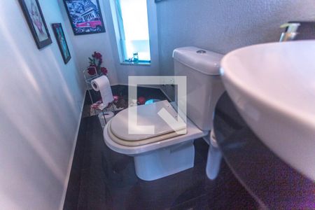 Casa à venda com 278m², 3 quartos e 4 vagas Casa à venda com 278m², 3 quartos e 4 vagasLavabo