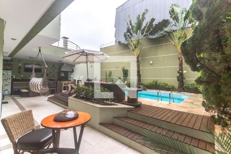 Casa à venda com 278m², 3 quartos e 4 vagas Casa à venda com 278m², 3 quartos e 4 vagasQuintal