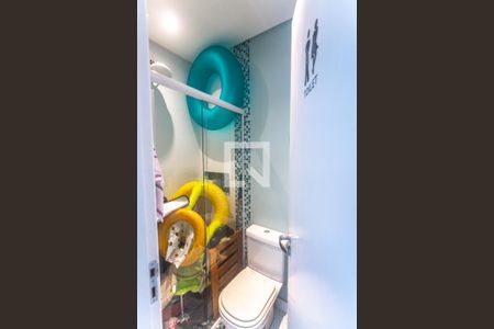 Casa à venda com 278m², 3 quartos e 4 vagas Casa à venda com 278m², 3 quartos e 4 vagasBanheiro de serviço